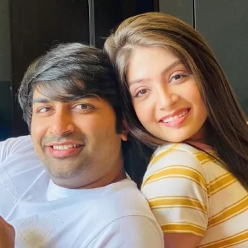 અભિનેતા મલ્હાર ઠાકર અને અભિનેત્રી પૂજા જોષી એ ‘ગુડ ન્યૂઝ’ના બહાને નવા વેન્ચરની કરી જાહેરાત