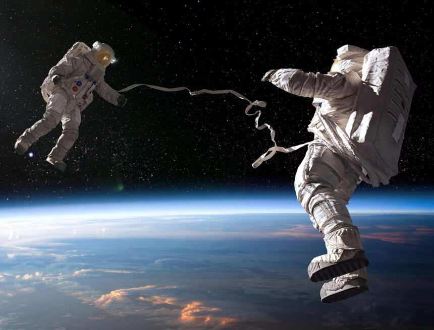 અવકાશયાત્રી સ્પેસમાં બીમાર પડે છે તો શું પૃથ્વી પર કરવી પડે છે ઇમરજન્સી લેન્ડિંગ? કેવી રીતે કરવામાં આવે છે સારવાર