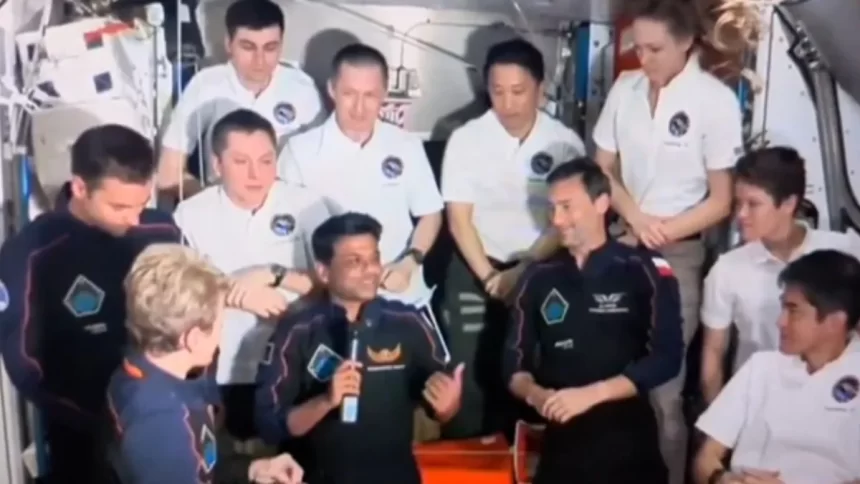 ગ્રુપ કેપ્ટન શુભાંશુ શુક્લાએ અવકાશથી પૃથ્વી પર પહેલો સંદેશ મોકલ્યો, મળ્યો છે આ ખાસ નંબર