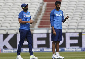 જસપ્રીત-બુમરાહ-અને-શમીના-એશિયા-કપમાં-રમવા-અંગે-દિગ્ગજ-ક્રિકેટરને-આશંકા,-જાણો-શું-કારણ-આપ્યું?