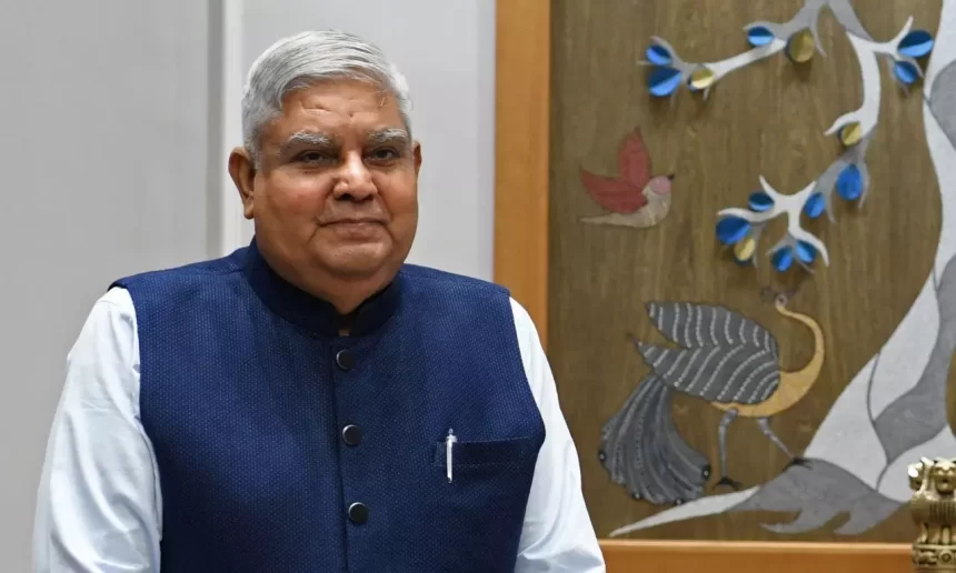 સંવિધાનના અનુચ્છેદ 67(A) મુજબ ઉપરાષ્ટ્રપતિ જગદીપ ધનખડે આપ્યું તાત્કાલિક રાજીનામું, સ્વાસ્થ્યને બનાવ્યું કારણ