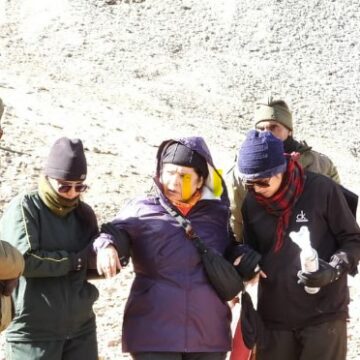 કૈલાશ માનસરોવર યાત્રા દરમિયાન મીનાક્ષી લેખી ઘાયલ, કમરમાં ગંભીર ઈજા