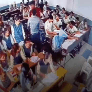 મોરબીના તક્ષશિલા વિદ્યાલયમાં વિદ્યાર્થીએ શિક્ષકને માર્યો, વાયરલ થયો વીડિયો