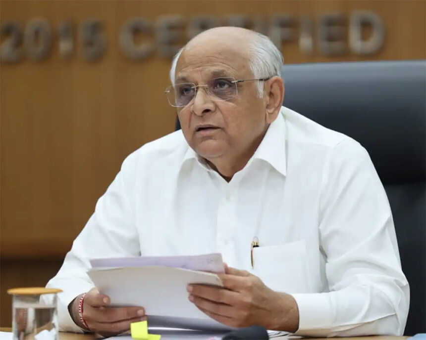 ફેક્ટરી ઍક્ટમાં સુધારા: હવે દરરોજ 12 કલાક કામ, મહિલાઓને નાઇટ શિફ્ટમાં કામની મંજૂરી