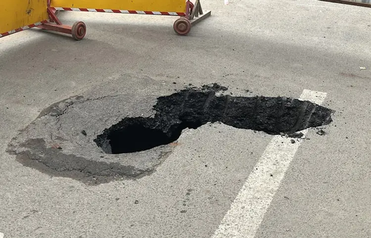 ક્યારે સુધરશે બેકાર અધિકારીઓથી ભરેલું અમદાવાદ મ્યુનિસિપલ કોર્પોરેશનનું તંત્ર