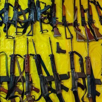 મહારાષ્ટ્ર: ગઢચિરોલી જંગલમાં પોલીસ-માઓવાદી અથડામણમાં ચાર માઓવાદી ઠાર, મોટી માત્રામાં હથિયારો અને દારૂગોળો જપ્ત