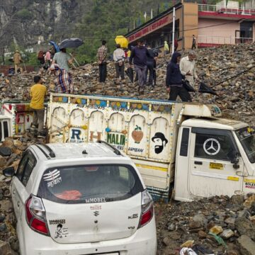 જમ્મુ-કાશ્મીરના રામબનમાં આભ ફાટ્યું: 7નાં મોત, અનેક મકાનો ધરાશાયી