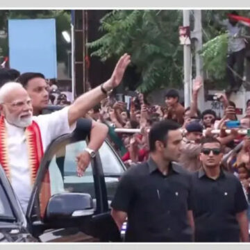 વડાપ્રધાન નરેન્દ્ર મોદીનું ગુજરાત પ્રવાસ: નિકોલમાં રોડ શો બાદ 5477 કરોડના વિકાસકાર્યોનું કર્યું લોકાર્પણ