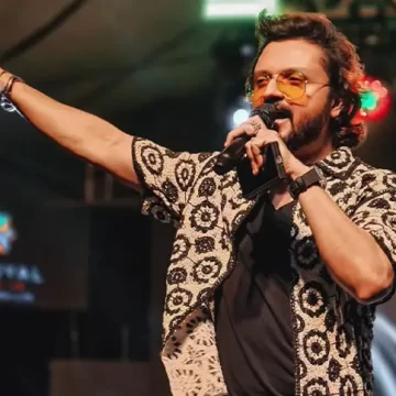 કોકી ઇવેન્ટમાં સ્ટેજ પર ઢળી પડ્યા અભિનેતા રાજેશ કેશવ, વેન્ટિલેટર સપોર્ટ પર સારવાર ચાલુ