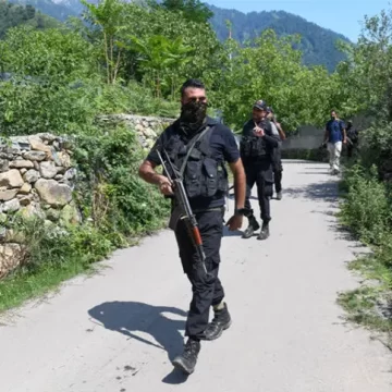 જમ્મુ-કાશ્મીર: બાંદીપોરા એન્કાઉન્ટરમાં બે આતંકી ઠાર, ઘૂસણખોરીનો પ્રયાસ નિષ્ફળ