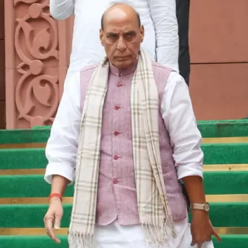 રાજનાથ સિંહે પાકિસ્તાનના આર્મી ચીફ આસિમ મુનીરના ‘ડમ્પર’ નિવેદન પર કર્યો કટાક્ષ