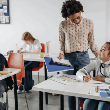 ગુજરાત સરકારે જાહેર કરી વર્ષ 2025ની ‘શ્રેષ્ઠ શિક્ષક રાજ્ય પારિતોષિક’ની યાદી, 30 શિક્ષકોનો સન્માન