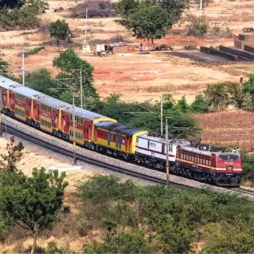 પીએમ નરેન્દ્ર મોદી ગુજરાતમાં 1,400 કરોડથી વધુના રેલવે પ્રોજેક્ટ્સ દેશને સમર્પિત કરશે