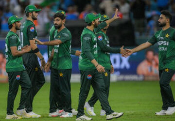 એશિયા-કપમાં-‘નો-હેન્ડશેક’-વિવાદમાં-પાકિસ્તાનનું-નાટક:-પહેલા-બોયકોટની-ધમકી-અને-પછી-મેચ-રમવા-રાજી