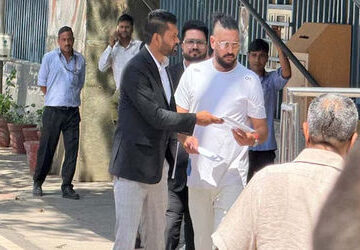 ઓનલાઇન-સટ્ટાબાજી-એપ-મામલે-રૈના-ધવન-બાદ-યુવરાજ-સિંહની-પૂછપરછ,-જાણો-શું-છે-મામલો