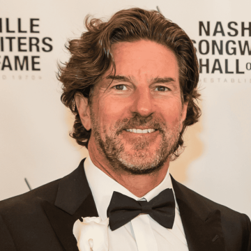 વિમાન દુર્ઘટનામાં ગ્રેમી વિજેતા સિંગર બ્રેટ જેમ્સનું નિધન, સંગીત જગતમાં શોકની લહેર