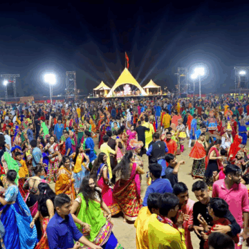 નવરાત્રિ 2025: મોડી રાત સુધી ગરબા રમવાની છૂટ, પોલીસ અને ગૃહરાજ્ય મંત્રીએ સુનિશ્ચિત કરેલી સુરક્ષા વ્યવસ્થા