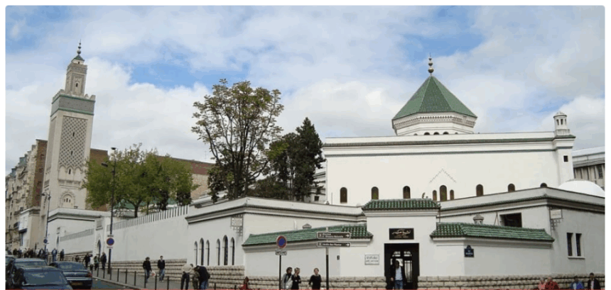 પેરિસમાં મસ્જિદો બહાર મળ્યાં 9 ડુક્કરના માથા, ફ્રેન્ચ સરકારે શરૂ કરી તપાસ