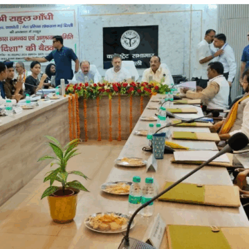 રાહુલ ગાંધી અને મંત્રી દિનેશ સિંહ વચ્ચે દિશા બેઠકમાં તીખી બોલાચાલી, વીડિયો વાયરલ