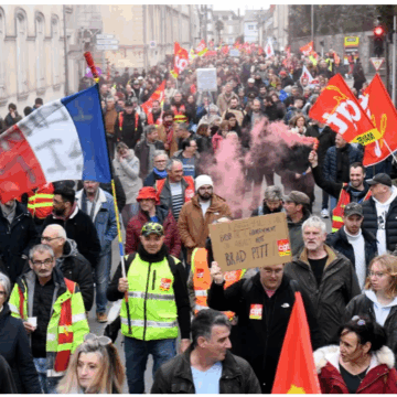 ફ્રાન્સમાં 8 લાખ લોકોનો રસ્તા પર વિરોધ, સરકાર પર નાગરિકોની માંગણીઓ સાંભળવાનો દબાણ