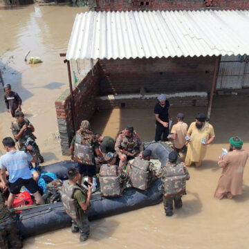 પંજાબમાં ભૂકંપરૂપ પૂર: 1900થી વધુ ગામ ડૂબ્યા, 43ના મોત, 21,000 લોકો બચાવાયા