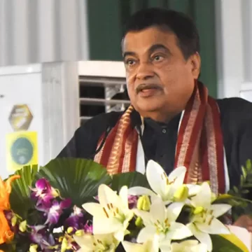 ‘જે જનતાને મૂર્ખ બનાવી શકે, તે જ સારો નેતા’: નીતિન ગડકરીનું ચોંકાવનારું નિવેદન