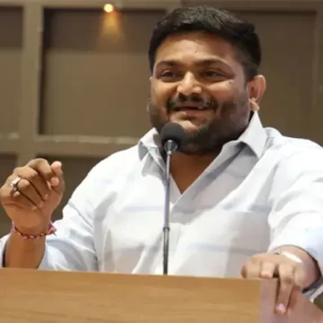 હાર્દિક પટેલ સામે ધરપકડ વોરન્ટ: 2018ના ઉપવાસ આંદોલન કેસમાં કોર્ટનો કડક વલણ