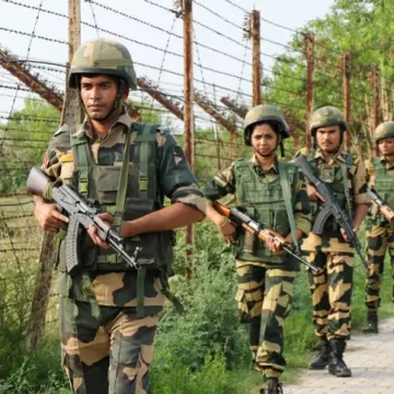 જમ્મુની આંતરરાષ્ટ્રીય સરહદ પર પાકિસ્તાની ઘૂસણખોર પકડાયો, અભિનેત્રીને મળવા આવ્યો હોવાનો ખુલાસો