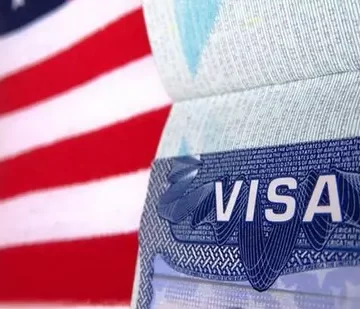 અમેરિકામાં ભારતીય વિદ્યાર્થીઓ પર સંકટ: 4700 વિઝા રદ, નોકરી ગુમાવવાના કારણે મુશ્કેલી વધી