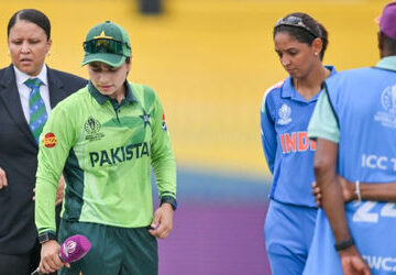 ind-vs-pak-:-મહિલા-વર્લ્ડકપની-લાઈવ-મેચમાં-ગરબડ,-મેચ-રેફરીએ-પાકિસ્તાનને-ખોટી-રીતે-ટોસ-જીતાડ્યાનો-આરોપ