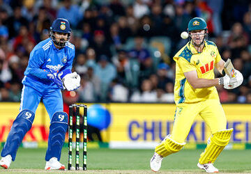 કોહલી-ફરી-શૂન્ય-પર-આઉટ,-રોહિત-શ્રેયસની-લડત-છતાં-ભારત-હાર્યું,-ઓસ્ટ્રેલિયાએ-શ્રેણી-2-0થી-જીતી