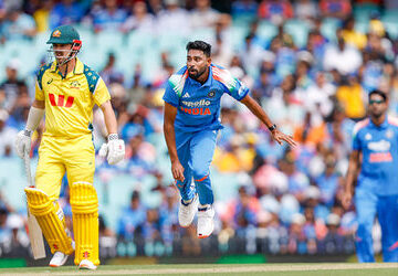 ind-vs-aus-:-વોશિંગ્ટન-સુંદરને-બીજી-સફળતા,-ટીમ-ઈન્ડિયાએ-ઓસ્ટ્રેલિયાની-5મી-વિકેટ-ઝડપી,-સ્કોર-195/5