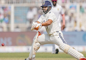 ભારતીય-ક્રિકેટમાં-રિષભ-પંતે-રચ્યો-ઈતિહાસ,-સેહવાગનો-રેકોર્ડ-તોડી-બન્યો-‘સિક્સર-કિંગ’