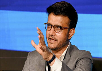 દ.આફ્રિકા-સામે-કારમા-પરાજય-બાદ-ગંભીર-પર-ભડક્યા-ગાંગુલી,…-અગાઉ-કોહલી-ધોની-જેવા-દિગ્ગજોને-પણ-આડે-હાથ-લીધા-હતા