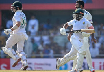 ટેસ્ટ-ક્રિકેટના-ઈતિહાસમાં-પહેલીવાર-આવી-ઘટના,-ત્રણ-ઈનિંગમાં-રન-બને-એ-પહેલા-જ-વિકેટ-પડી