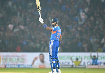 ઈન્ટરનેશનલ-ક્રિકેટમાં-10-વર્ષ-પૂર્ણ-થતાં-ભાવુક-થયો-હાર્દિક-પંડ્યા,-કહ્યું-આ-તો-બસ-શરૂઆત-છે