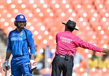 ચાલુ-મેચમાં-અમ્પાયર-સાથે-માથાકૂટ-કરવી-ભારે-પડી!-iccએ-સ્ટાર-ખેલાડીને-ફટકાર્યો-દંડ