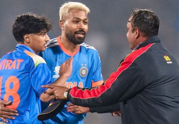 વિરાટ’-ના-ફેન્સ-પર-કેપ્ટન-સૂર્યા-કેમ-ગુસ્સે-થયો?-હાર્દિકને-મેદાનમાં-ગળે-ભેટી-પડ્યો-હતો