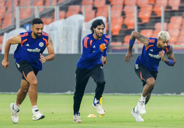 t20-વર્લ્ડ-કપમાં-સૌથી-વધુ-રન-કરનારા-ટોપ-5-બેટરમાં-ઈશાન-કિશન,-બોલિંગમાં-વરુણ-છવાયો