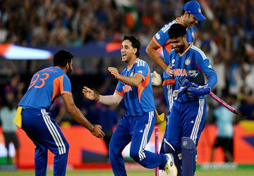 ભારતની-જીત-પર-અમદાવાદ-અને-દિલ્હી-પોલીસના-મજેદાર-પોસ્ટ-વાઈરલ,-યુપી-પોલીસ-જુગલબંધીમાં-કૂદી-પડી