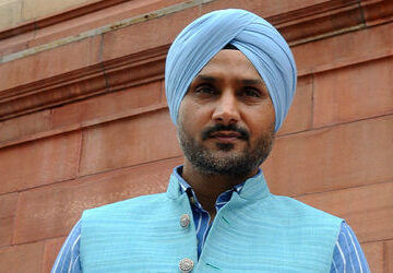 વર્લ્ડ-ચેમ્પિયન-ટીમ-ઈન્ડિયાને-131-કરોડનું-ઈનામ-મળતાં-હરભજન-સિંહ-ચોંક્યો,-bcciને-આપી-સલાહ